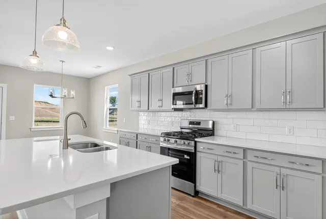 $489,900 | 3920 Trinity Woods Road, Columbia, TN 38401