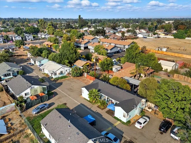 $1,400,000 | 636 East Roosevelt Avenue, Visalia, CA 93292