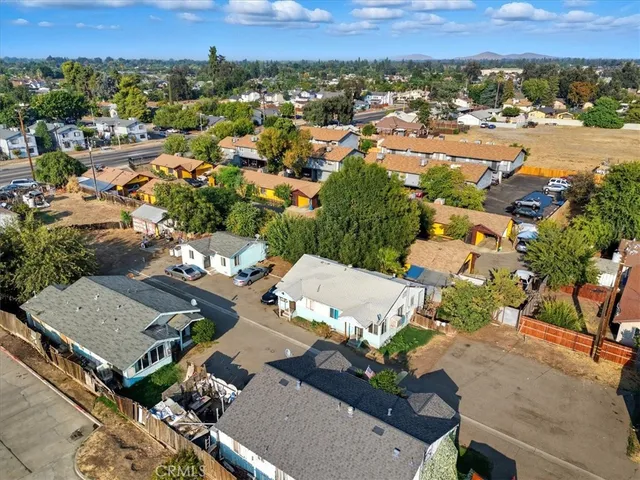 $1,400,000 | 636 East Roosevelt Avenue, Visalia, CA 93292