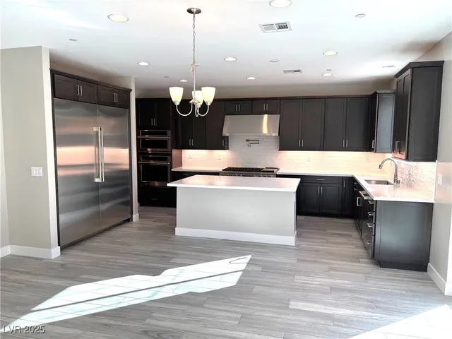 $979,950 | 8795 Spencer Garrett Street, Las Vegas, NV 89113