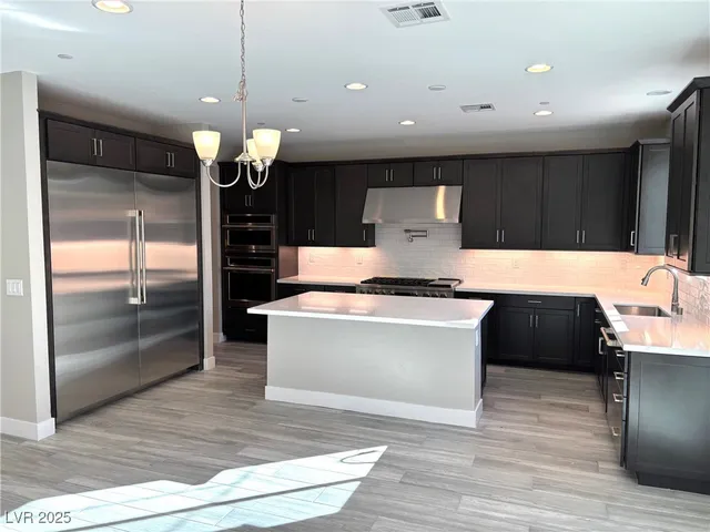 $979,950 | 8795 Spencer Garrett Street, Las Vegas, NV 89113