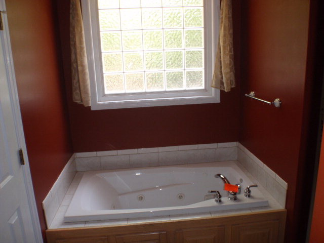 233 Timber Run Aiken, SC 29801 - Photo 8 of 23 Owner's Bath