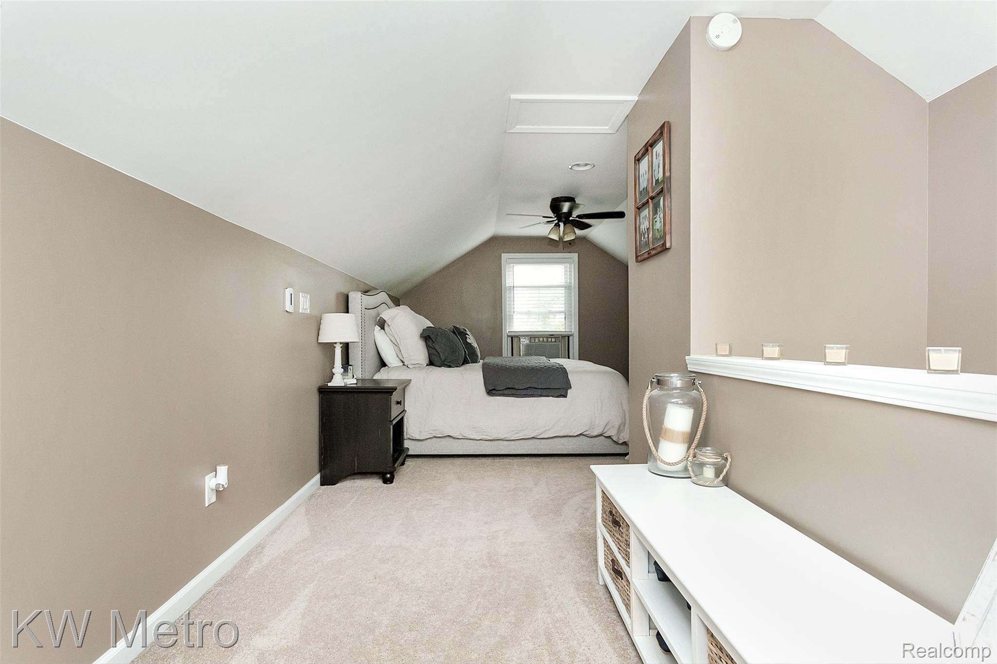 2369 Cambridge Road Berkley, MI 48072 - Photo 19 of 31 Columbia-19.jpg