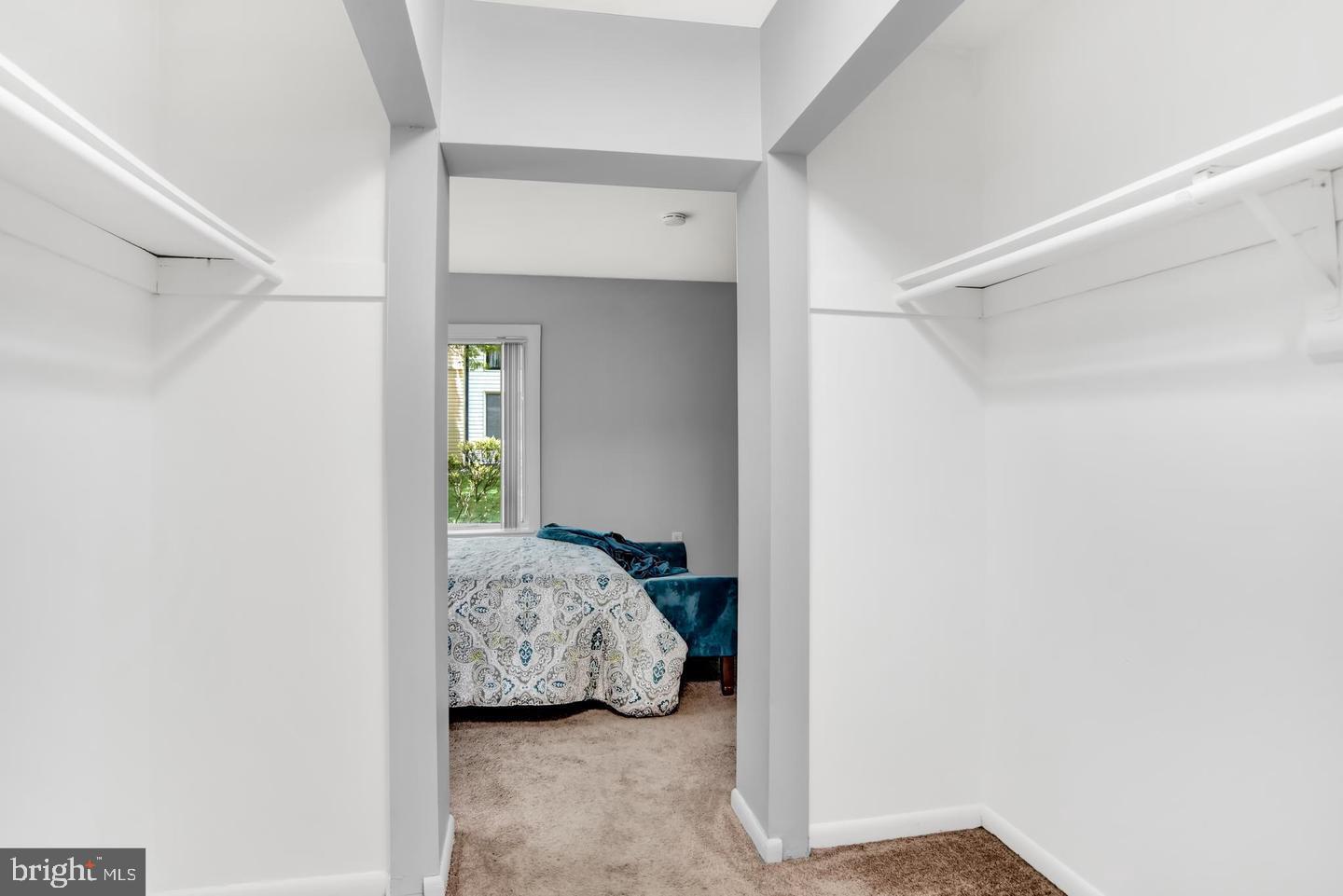 2572 Riva Road, Unit 5B Annapolis, MD 21401 - Photo 9 of 22 Ent. to primary br. Pictures from prior listing