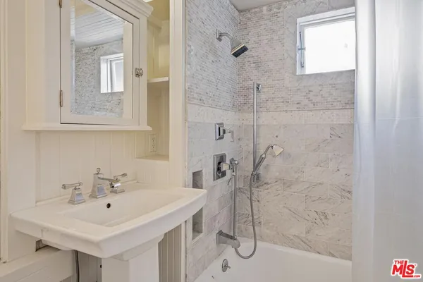 $8,998 | 38 19th Avenue, Venice, CA 90291