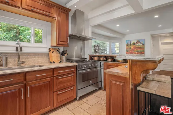 $8,998 | 38 19th Avenue, Venice, CA 90291