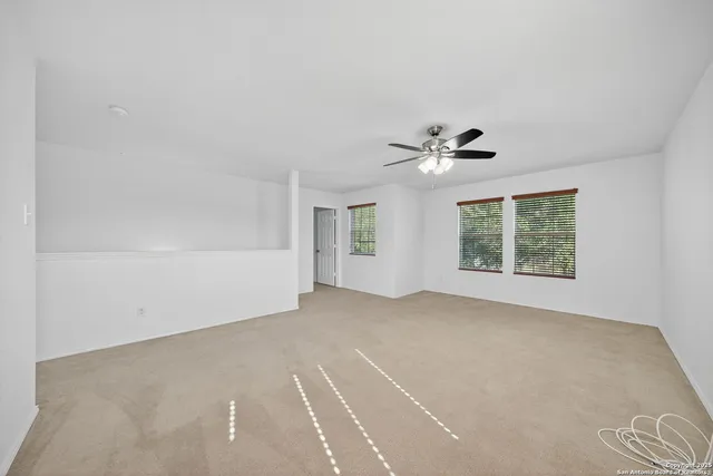 $1,795 | 7810 Liberty Horse, Selma, TX 78154