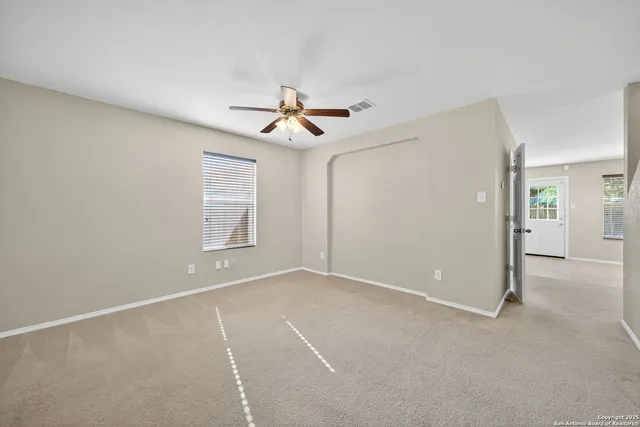 $1,795 | 7810 Liberty Horse, Selma, TX 78154