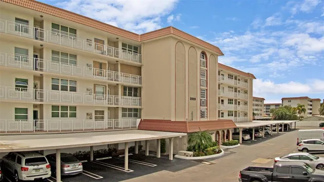 $350,000 | 2525 Florida Boulevard, Unit 431, Delray Beach, FL 33483