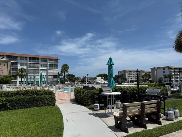 $350,000 | 2525 Florida Boulevard, Unit 431, Delray Beach, FL 33483