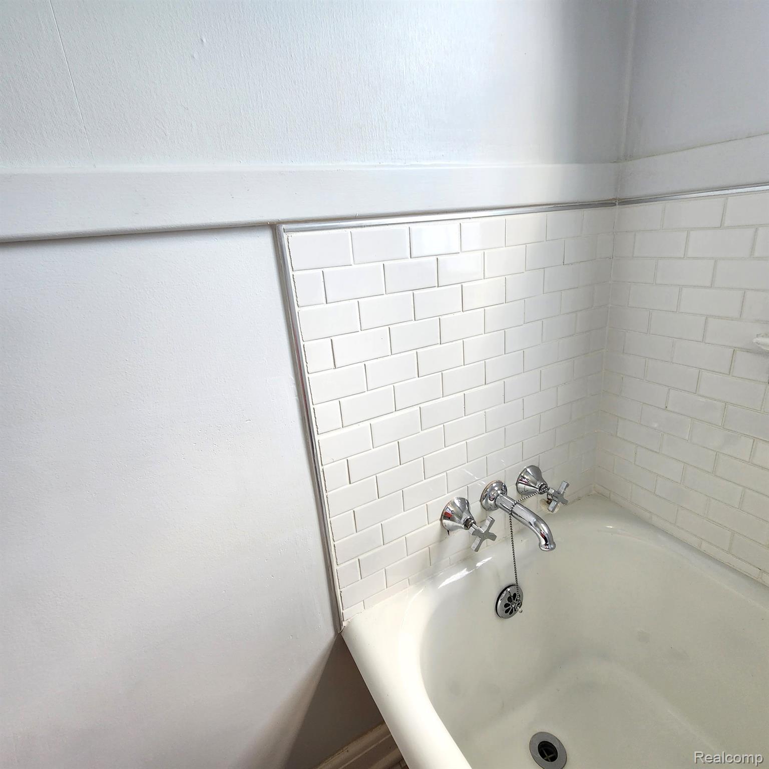 20034 Shrewsbury Road Detroit, MI 48221 - Photo 73 of 98 Gallery Image 73