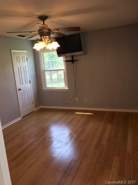 573 Wren Road Gastonia, NC 28056 - Photo 15 of 22 Gallery Image 15
