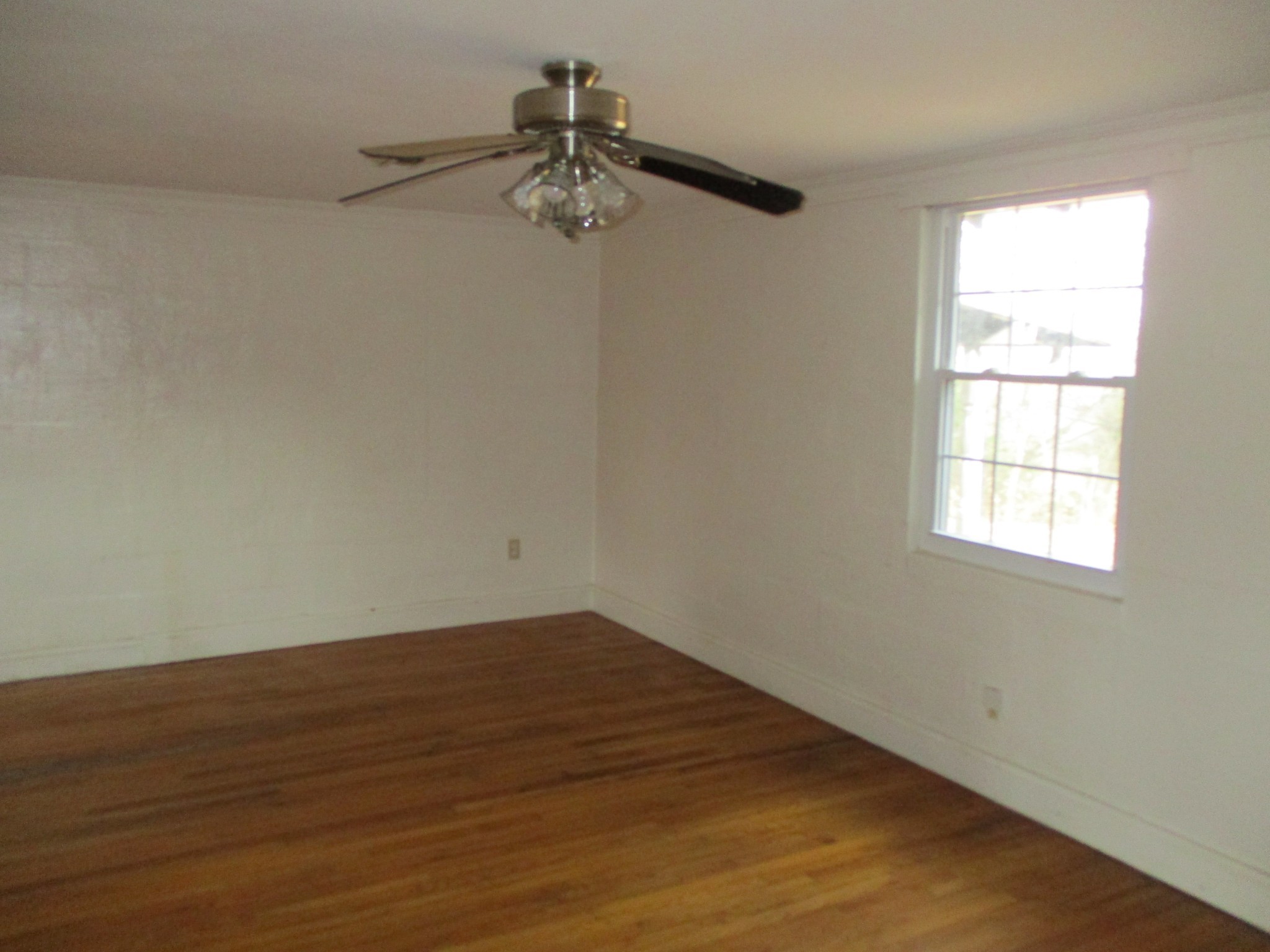 2055 Bend Road Clarksville, TN 37040 - Photo 5 of 9