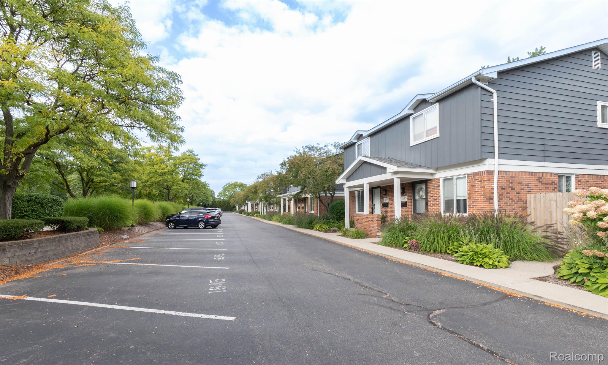 1803 Southfield Road Birmingham, MI 48009 - Photo 3 of 44 Pamela lace complex parking lot