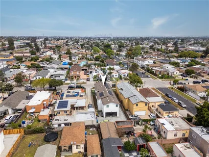 $1,049,000 | 210 West 105th Street, Los Angeles, CA 90003
