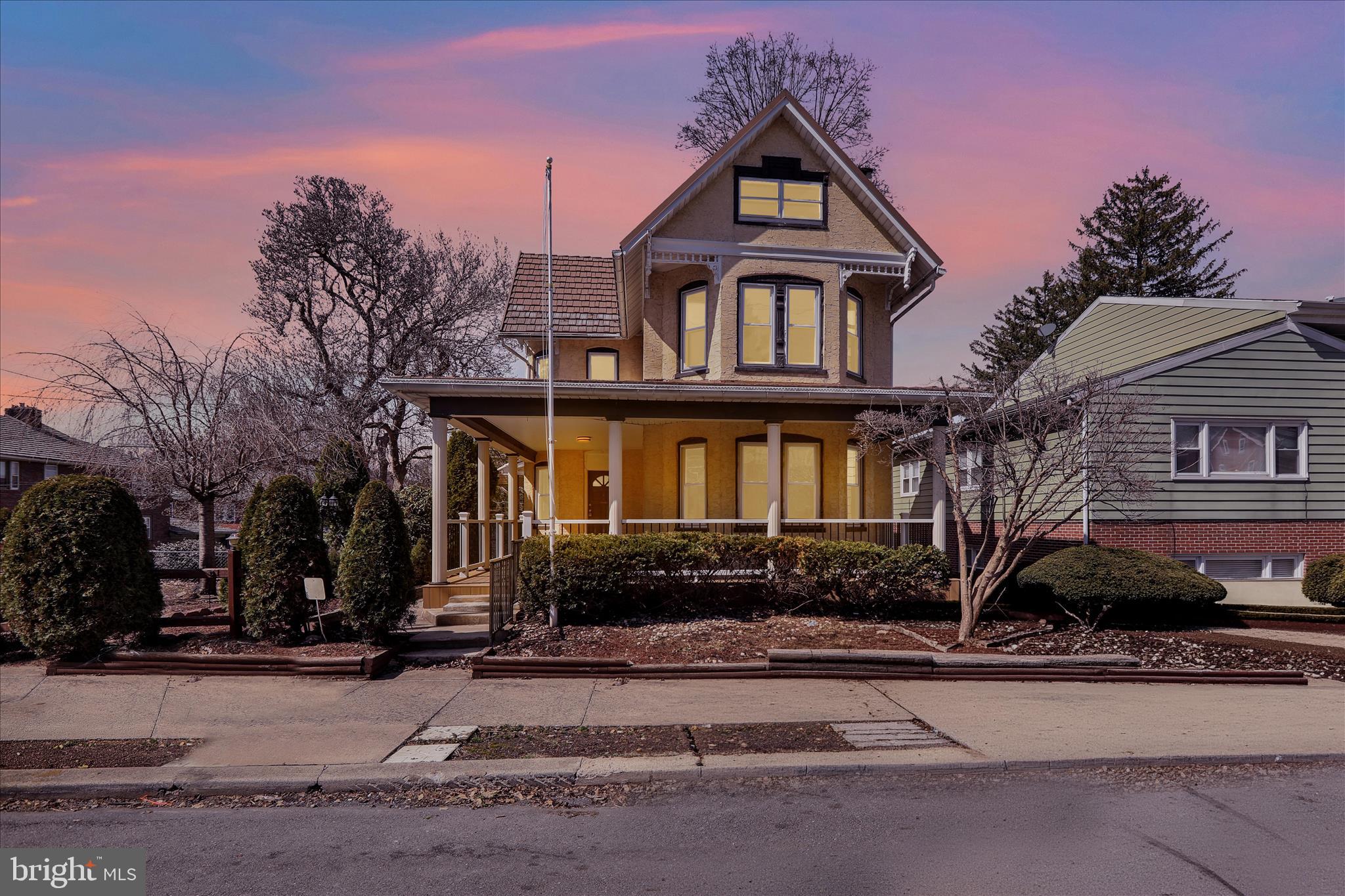 236 South Wyomissing Avenue Reading, PA 19607 - Photo 2 of 60 360_0957_TW