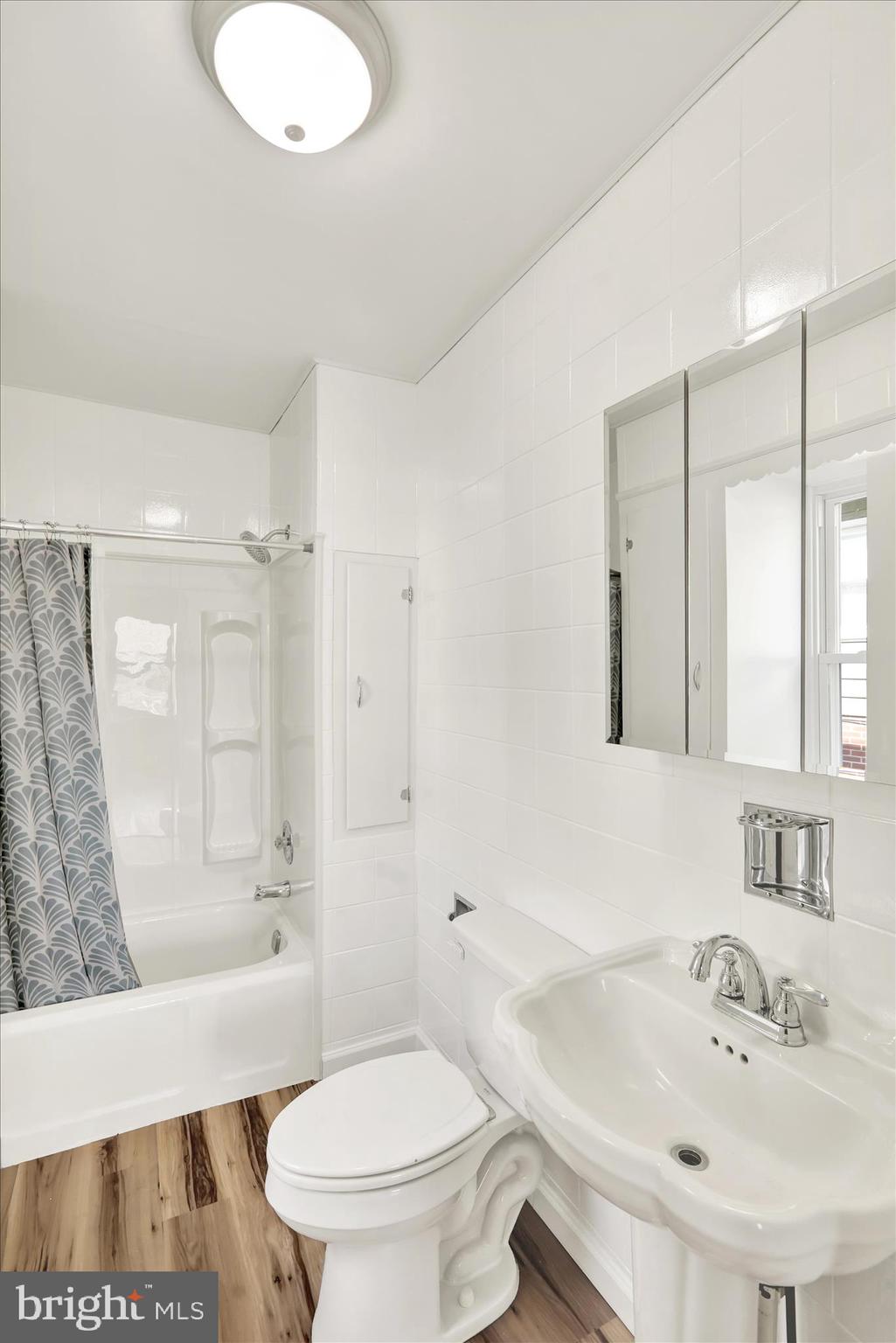 236 South Wyomissing Avenue Reading, PA 19607 - Photo 23 of 60 360_1045