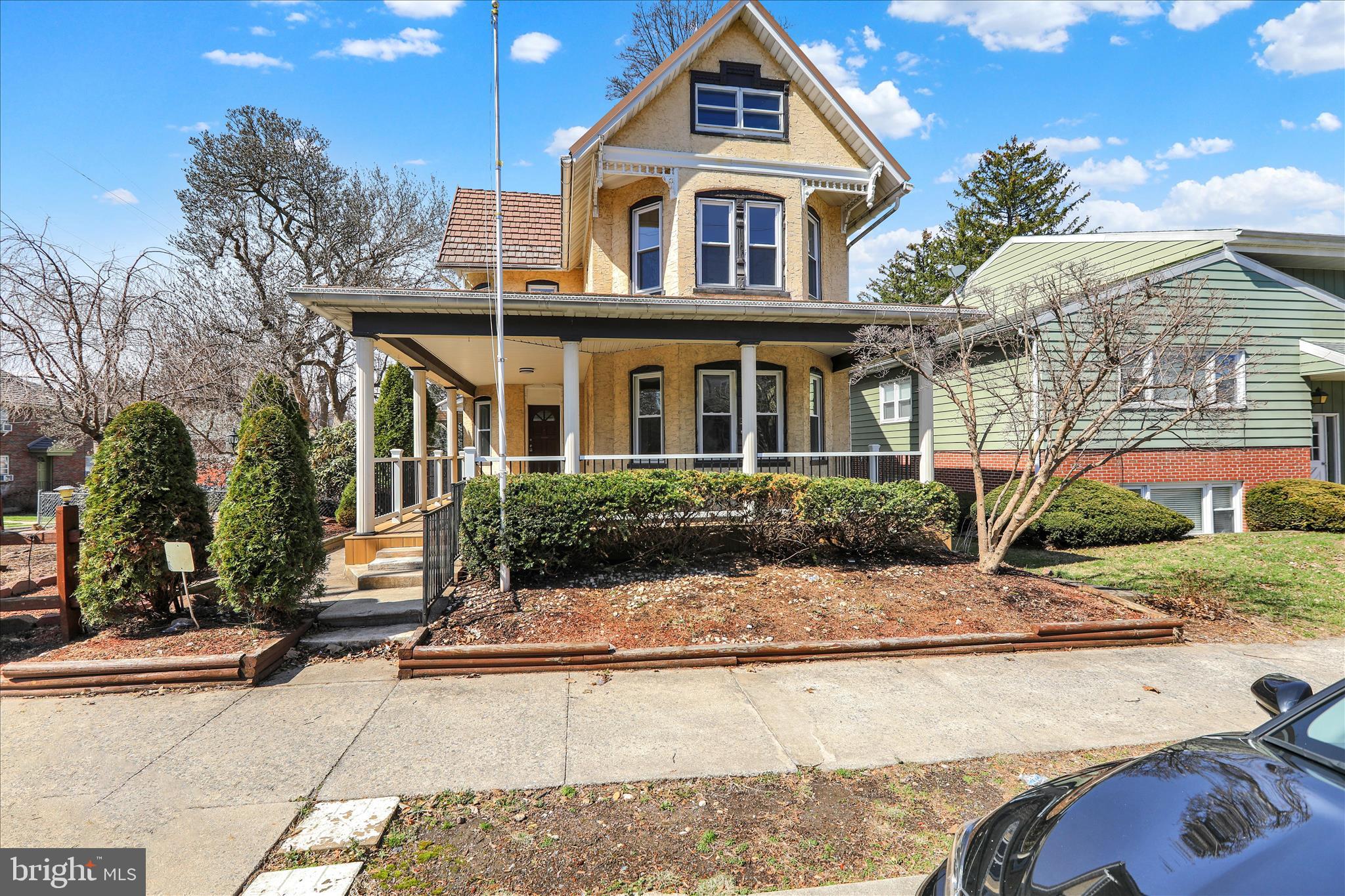 236 South Wyomissing Avenue Reading, PA 19607 - Photo 5 of 60 360_0952