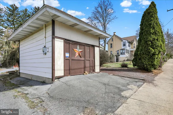 $354,900 | 236 South Wyomissing Avenue, Reading, PA 19607
