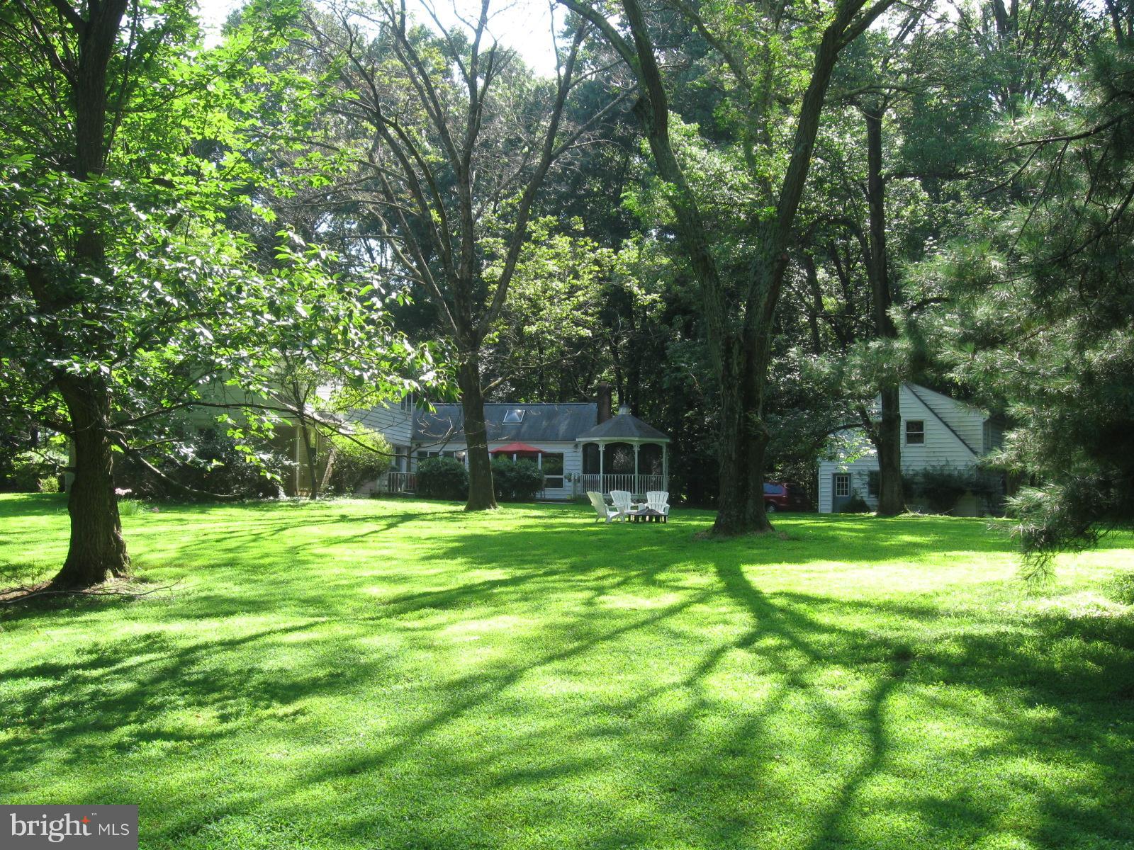 9301 Warfield Road Gaithersburg, MD 20882 - Photo 18 of 29 Exterior (Rear)