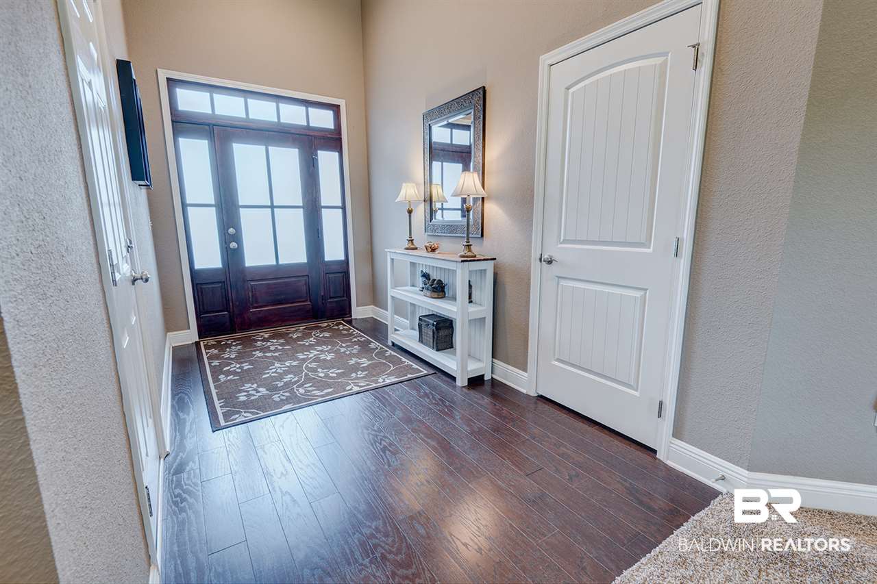 7023 Rocky Rd Loop Gulf Shores, AL 36542 - Photo 17 of 34 Large Foyer