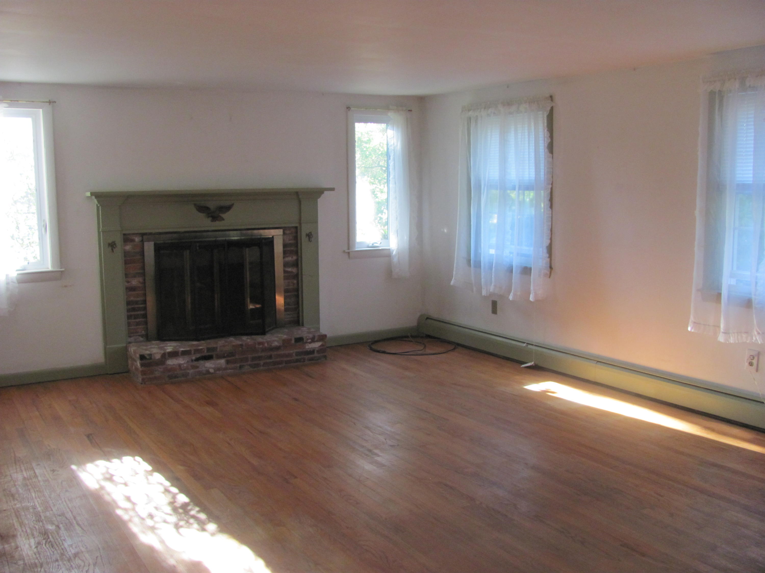 466 Crowell Road North Chatham, MA 02650 - Photo 3 of 13 IMG_1882