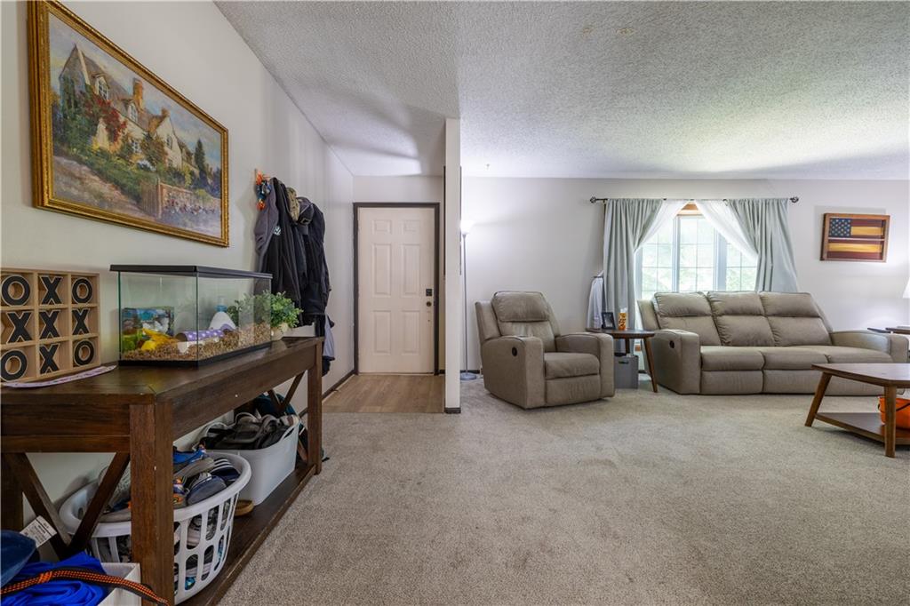 2209 North Leonard Road St. Joseph, MO 64506 - Photo 6 of 48