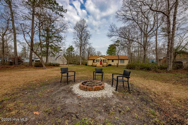 $1,950 | 103 Crump Farm Road, New Bern, NC 28562