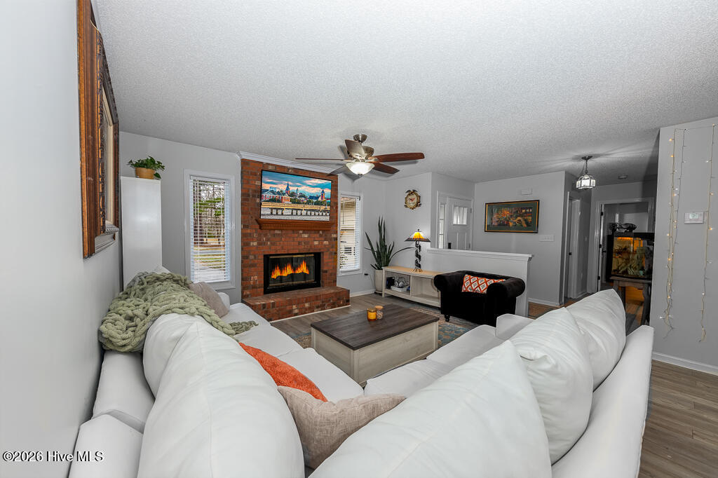 103 Crump Farm Road New Bern, NC 28562 - Photo 5 of 21 IMG_8837-Edit