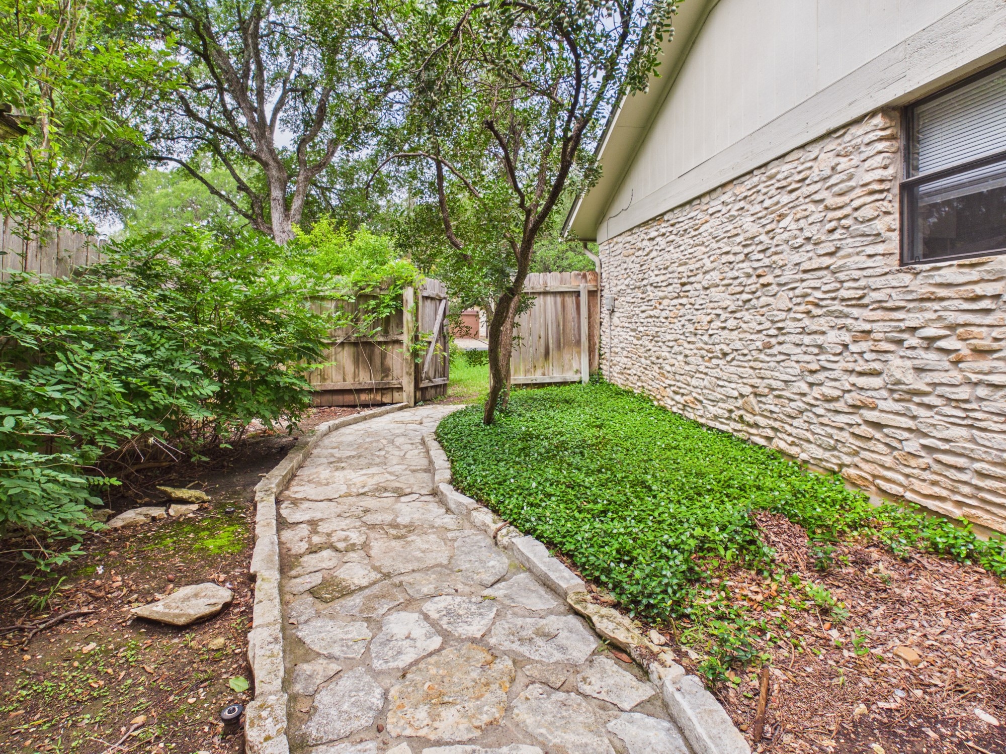 4409 Twisted Tree Drive Austin, TX 78735 - Photo 28 of 31