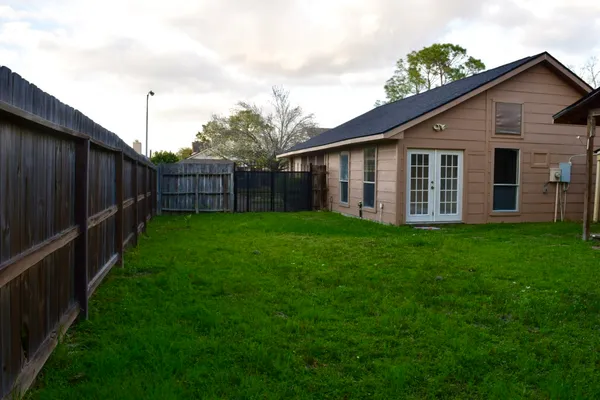 $1,600 | 15511 Scenic Haven Drive, Houston, TX 77083