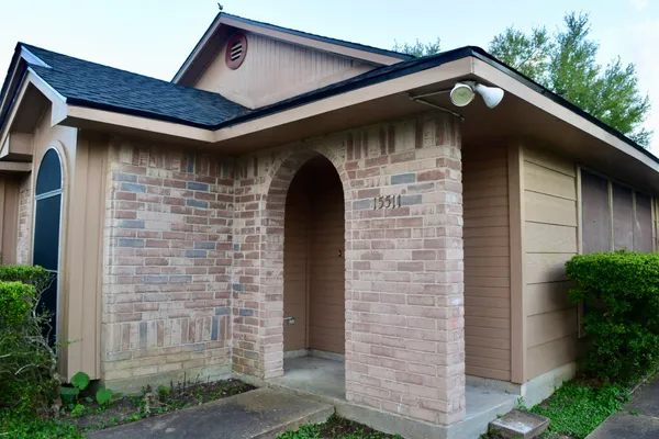 $1,600 | 15511 Scenic Haven Drive, Houston, TX 77083