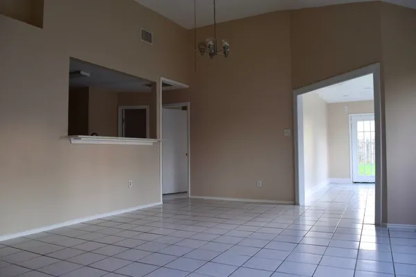 $1,600 | 15511 Scenic Haven Drive, Houston, TX 77083