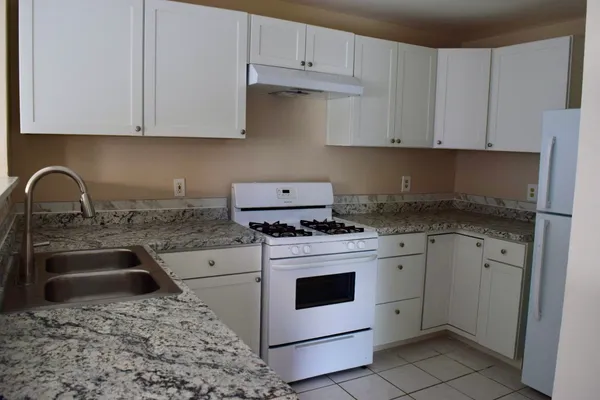 $1,600 | 15511 Scenic Haven Drive, Houston, TX 77083