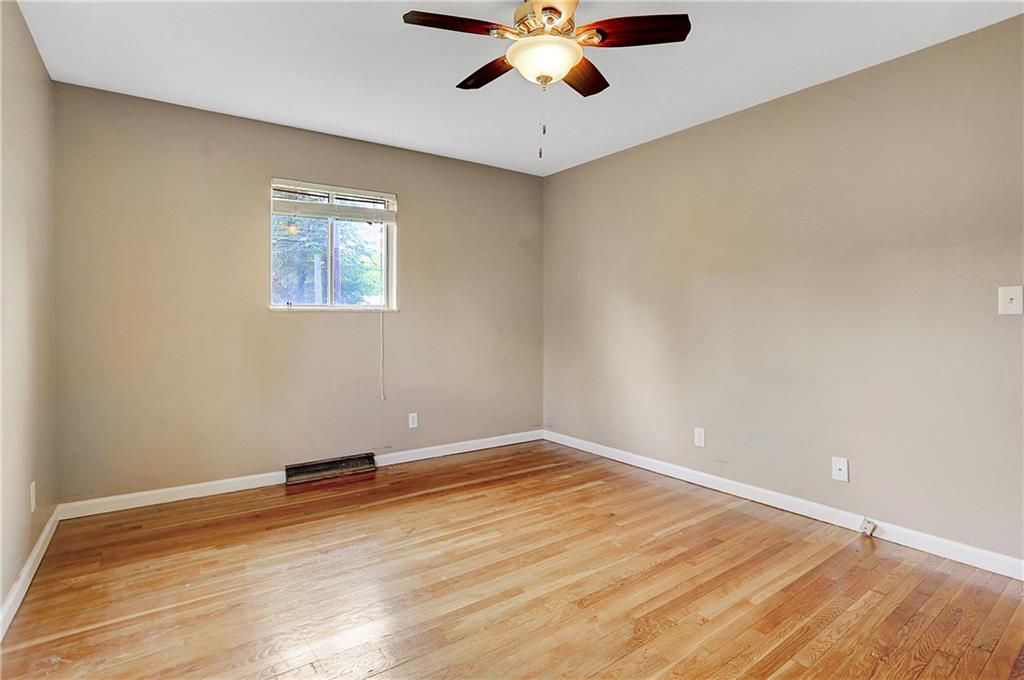 921 Fry Road Greenwood, IN 46142 - Photo 25 of 35 Gallery Image 25
