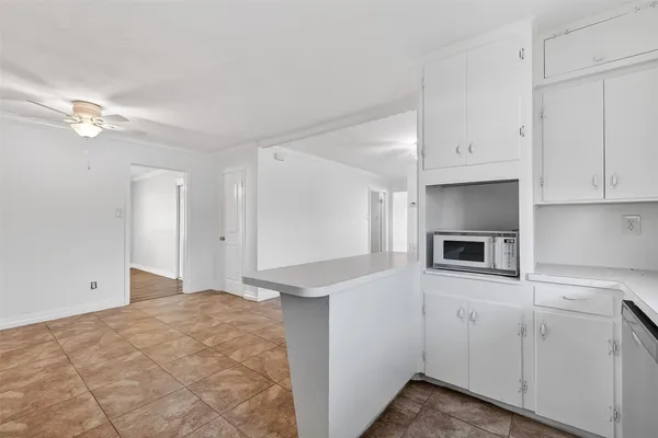 $1,795 | 703 Coryell Street, League City, TX 77573