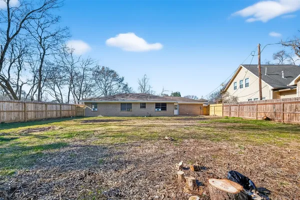 $1,795 | 703 Coryell Street, League City, TX 77573