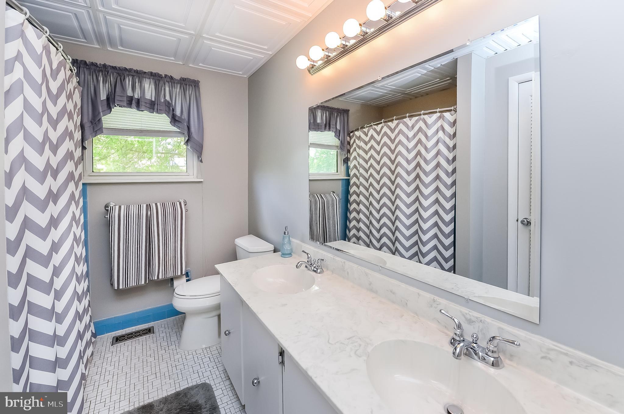 1 Old Mill Road Sewell, NJ 08080 - Photo 28 of 36 Main Bathroom