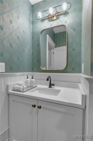 $848,000 | 4586 Freeman Road, Orchard Park, NY 14127