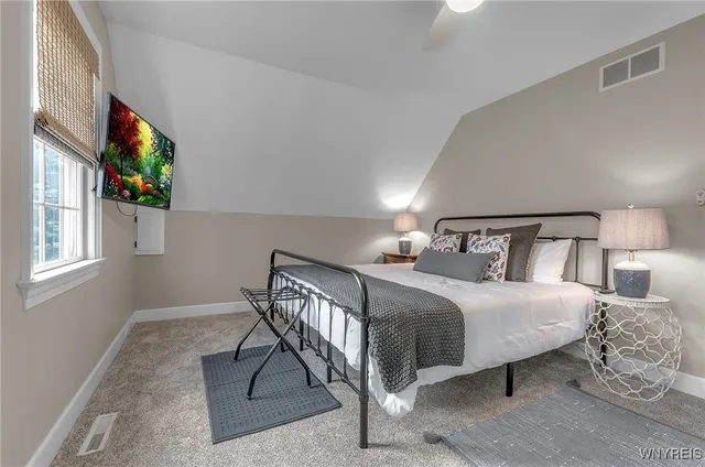 $848,000 | 4586 Freeman Road, Orchard Park, NY 14127