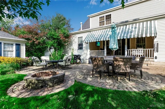 $848,000 | 4586 Freeman Road, Orchard Park, NY 14127