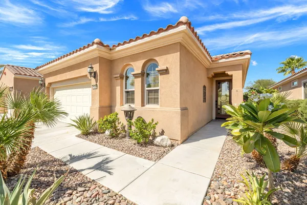 $3,000 | 41325 Calle Servando, Indio, CA 92203