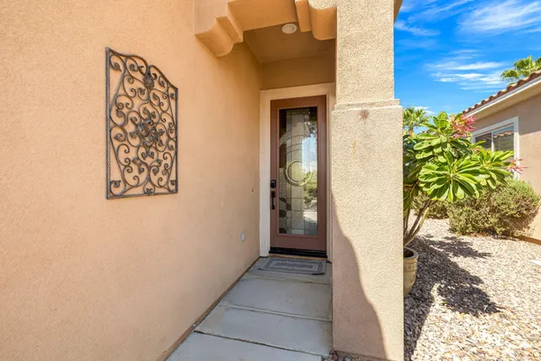 $3,000 | 41325 Calle Servando, Indio, CA 92203