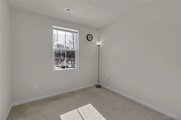 $274,900 | 107 Grant Boulevard, West Seneca, NY 14218