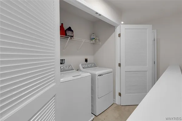 $274,900 | 107 Grant Boulevard, West Seneca, NY 14218