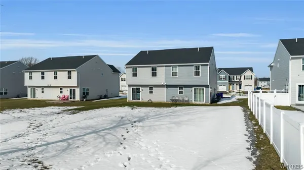 $274,900 | 107 Grant Boulevard, West Seneca, NY 14218