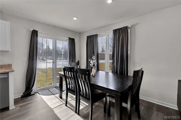 $274,900 | 107 Grant Boulevard, West Seneca, NY 14218