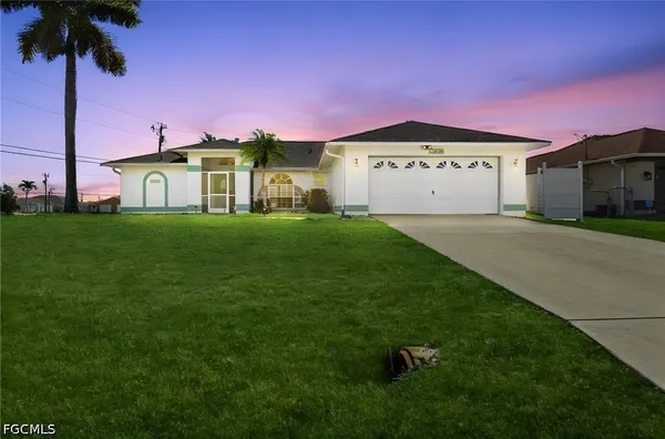 $354,900 | 2929 Southwest 8th Court, Cape Coral, FL 33914