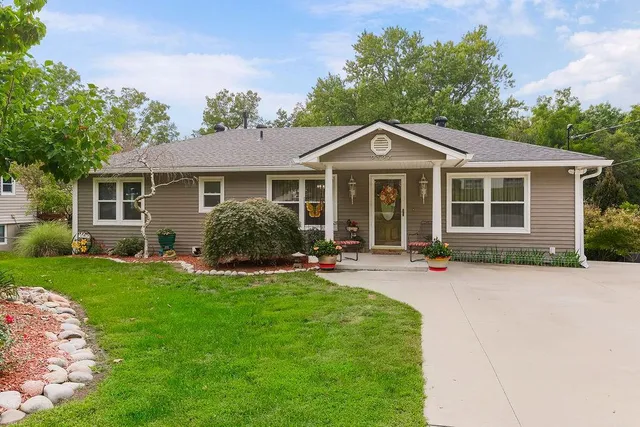 $320,000 | 2124 North 67th Street, Kansas City, KS 66104