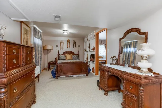 $320,000 | 2124 North 67th Street, Kansas City, KS 66104